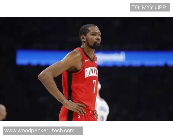 最后11秒！小卡强投2+1，杜兰特拥抱致意